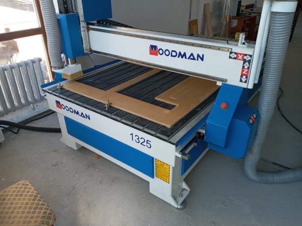 В РК г. Кызылорда, поставлен и введен в эксплуатацию WOODMAN WM1325D Фрезерный станок с ЧПУ